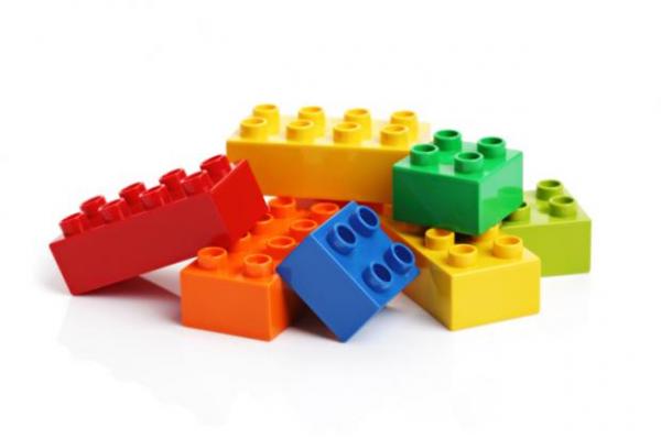 Legos in various colors