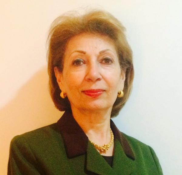Mona Khademi headshot