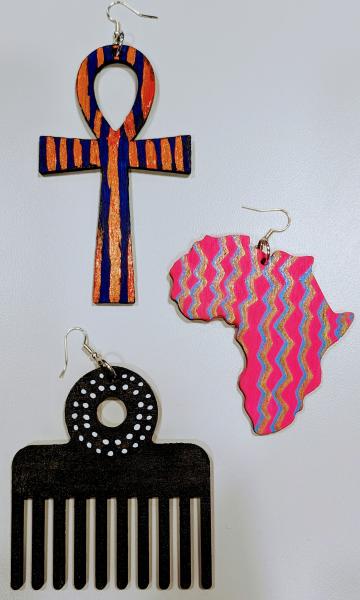 Earrings inspired by Africa
